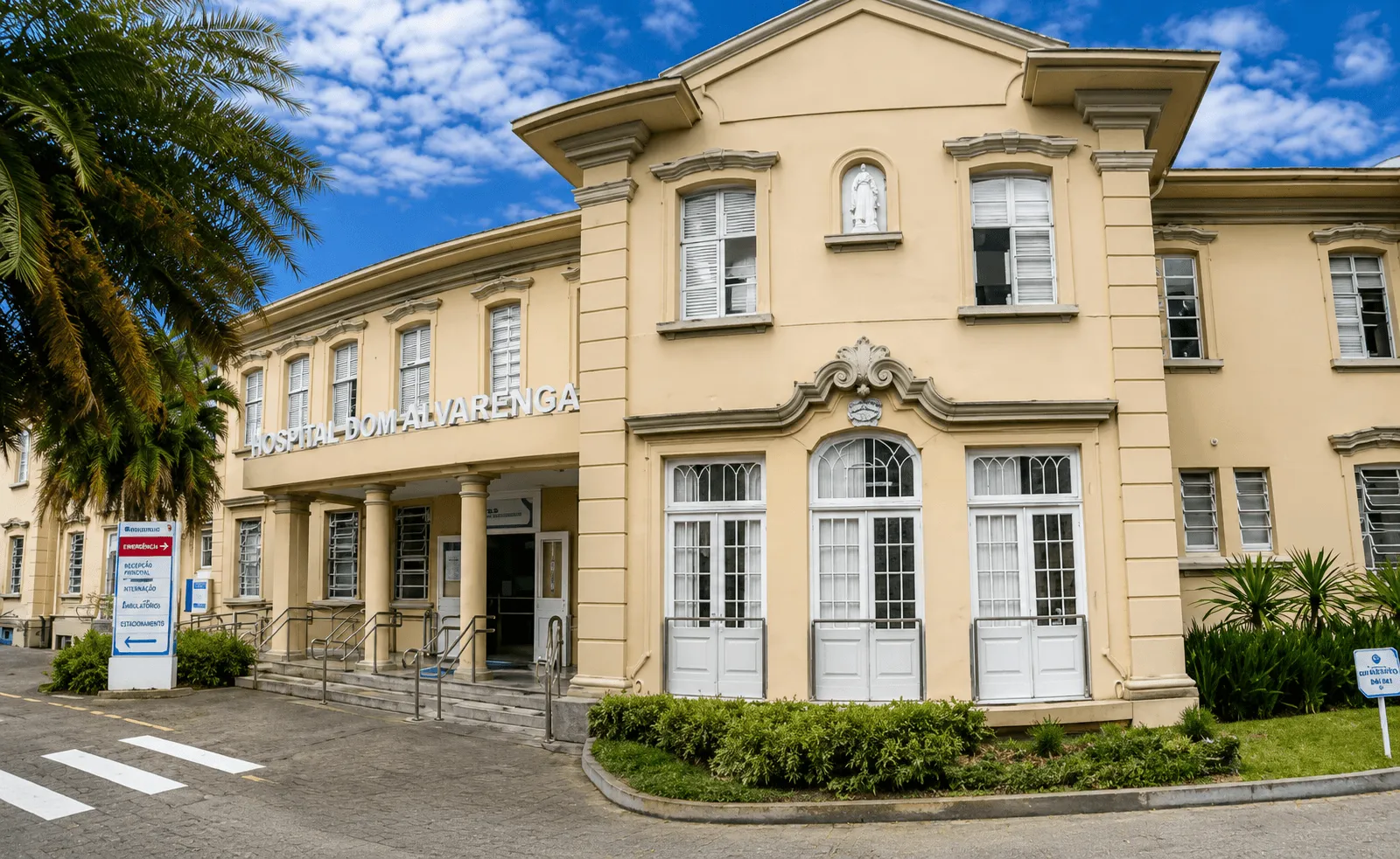 Hospital Dom Alvarenga