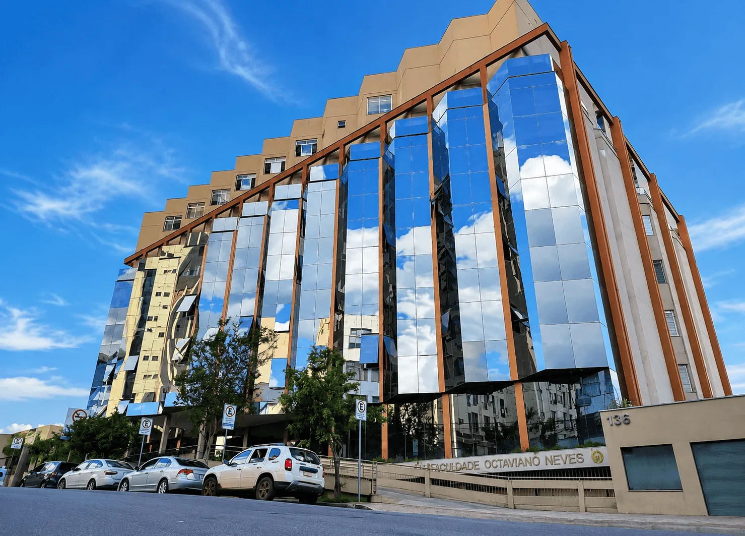 Hospital Octaviano Neves
